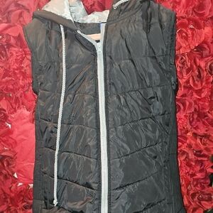 City Streets Girls Black Hooded Puffer Vest Size Large